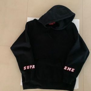 Supreme wrist logo black large hoodie. Excellent condition.